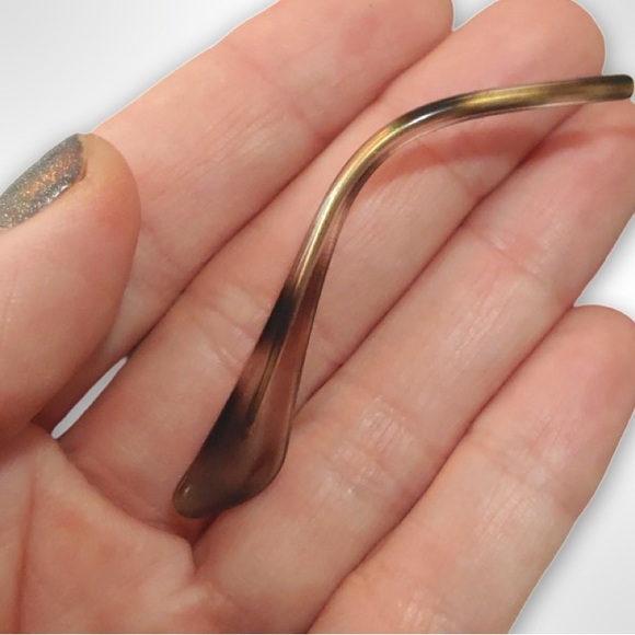 Ray-Ban Polarized Chromance Aviator Sunglasses with Case - Picture 9 of 12